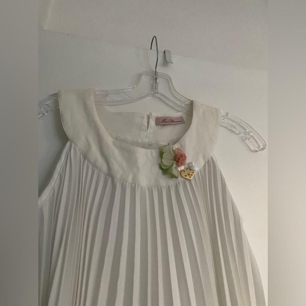 Miss Blumarine white pleated dress - Picture 2 of 4